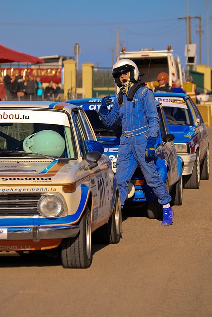 竞争性著称 竞争性著称